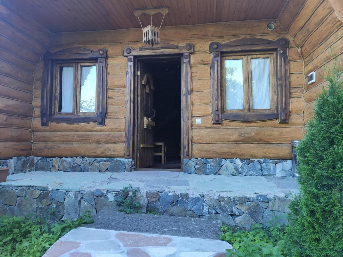 Old Dili Hotel Dilijan Ngoại thất bức ảnh