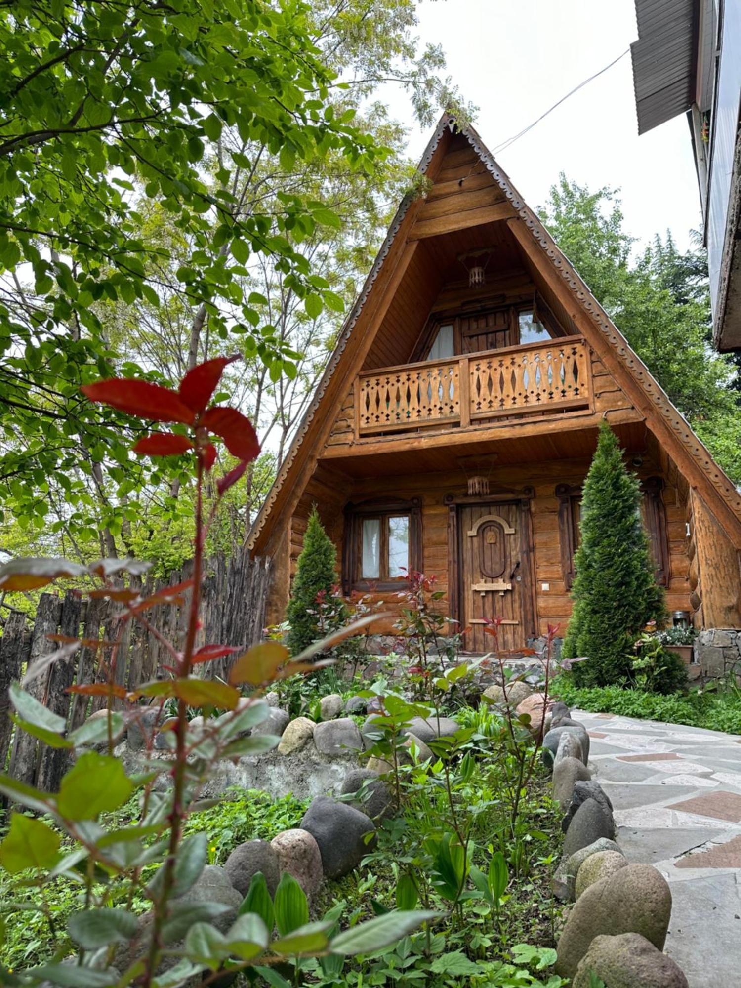 Old Dili Hotel Dilijan Ngoại thất bức ảnh