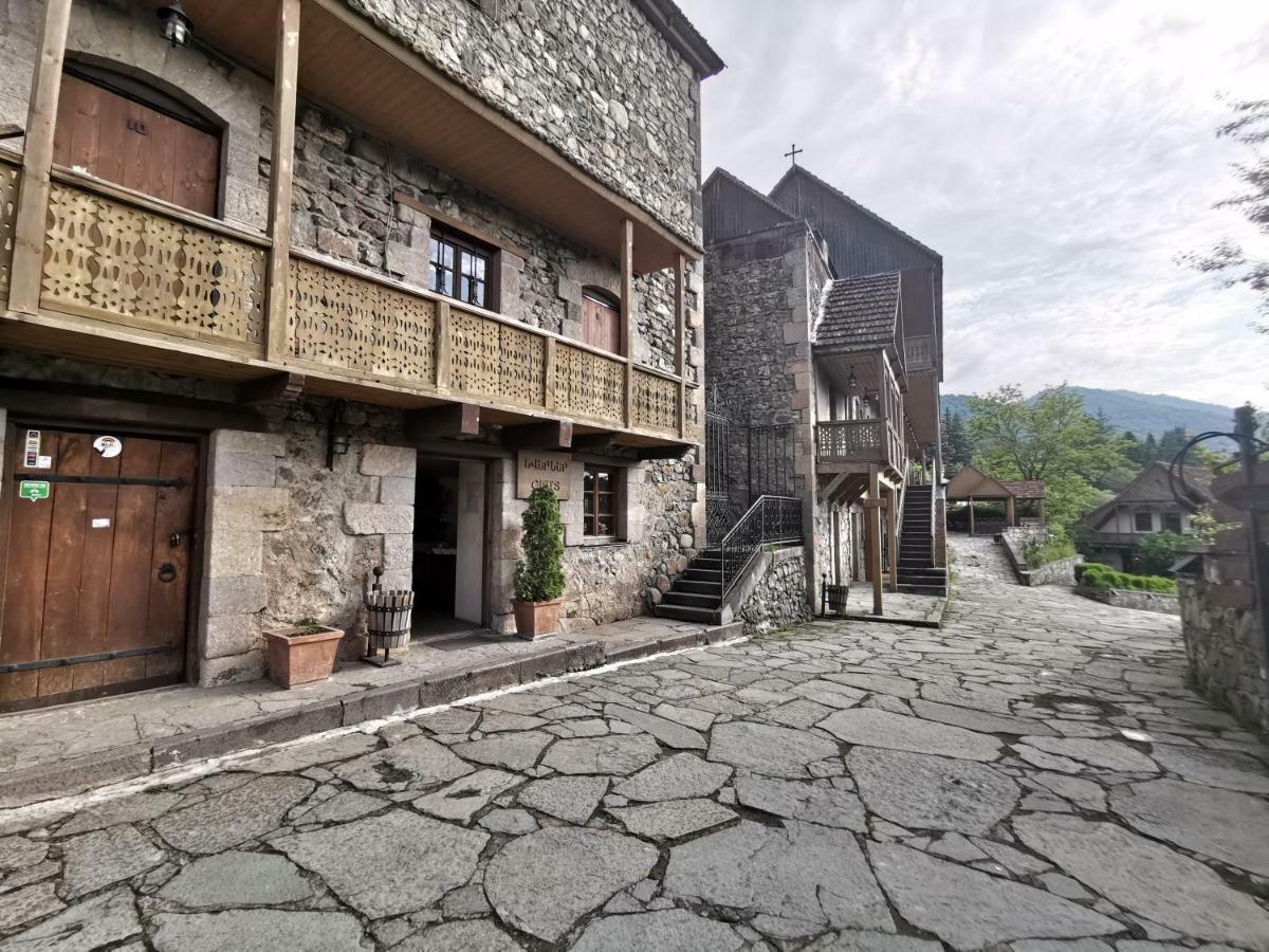 Old Dili Hotel Dilijan Ngoại thất bức ảnh