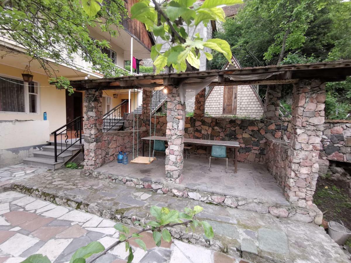 Old Dili Hotel Dilijan Ngoại thất bức ảnh