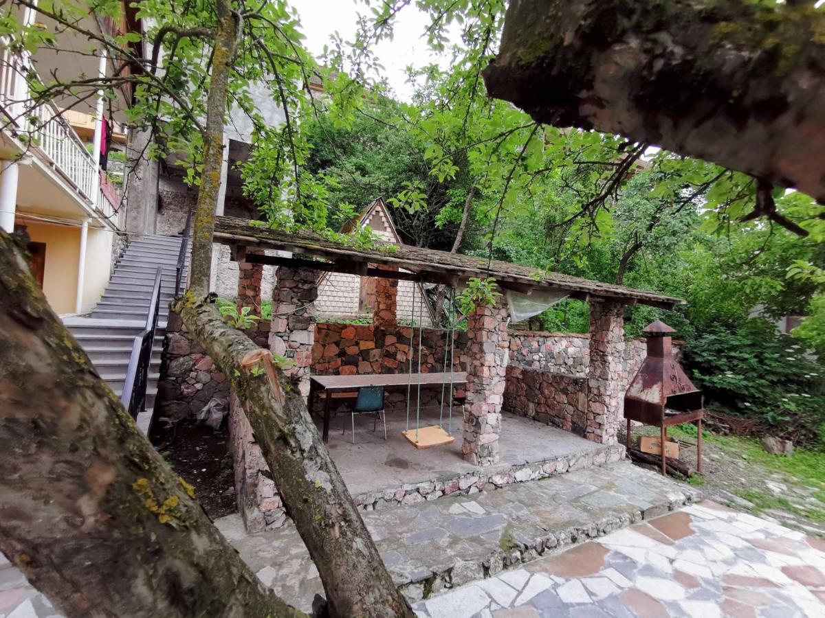 Old Dili Hotel Dilijan Ngoại thất bức ảnh